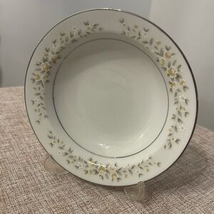 Elegant Floral Rimmed Bowl